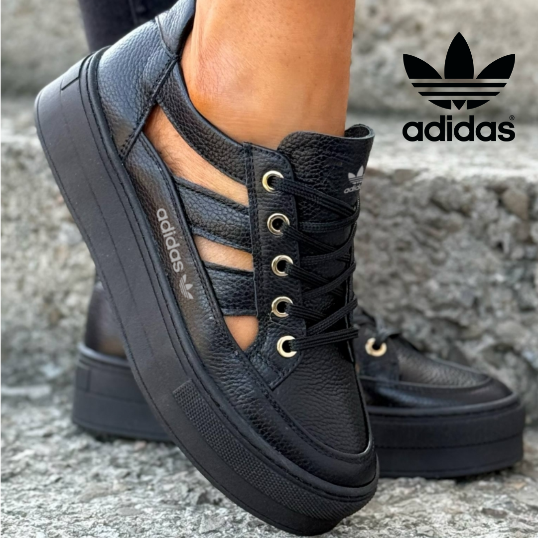 Adidas Originals női platformcipő lyukakkal, modern stílusban