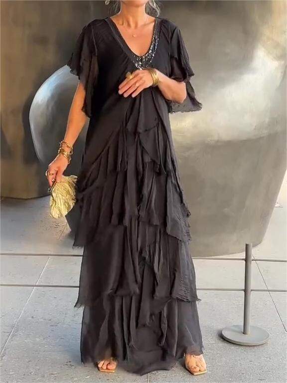 Az akció utolsó napján 🔥 egy elegáns V-nyakú maxi ruha