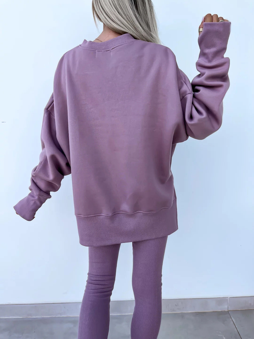 Kényelmes oversize pulóver és leggings szett