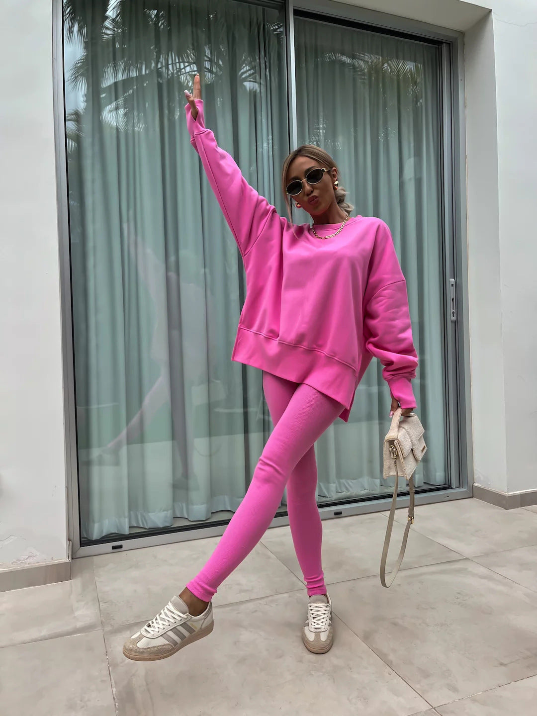 Kényelmes oversize pulóver és leggings szett