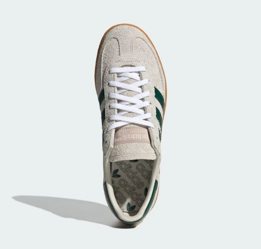 Kényelmes Adidas® 2025 cipők
