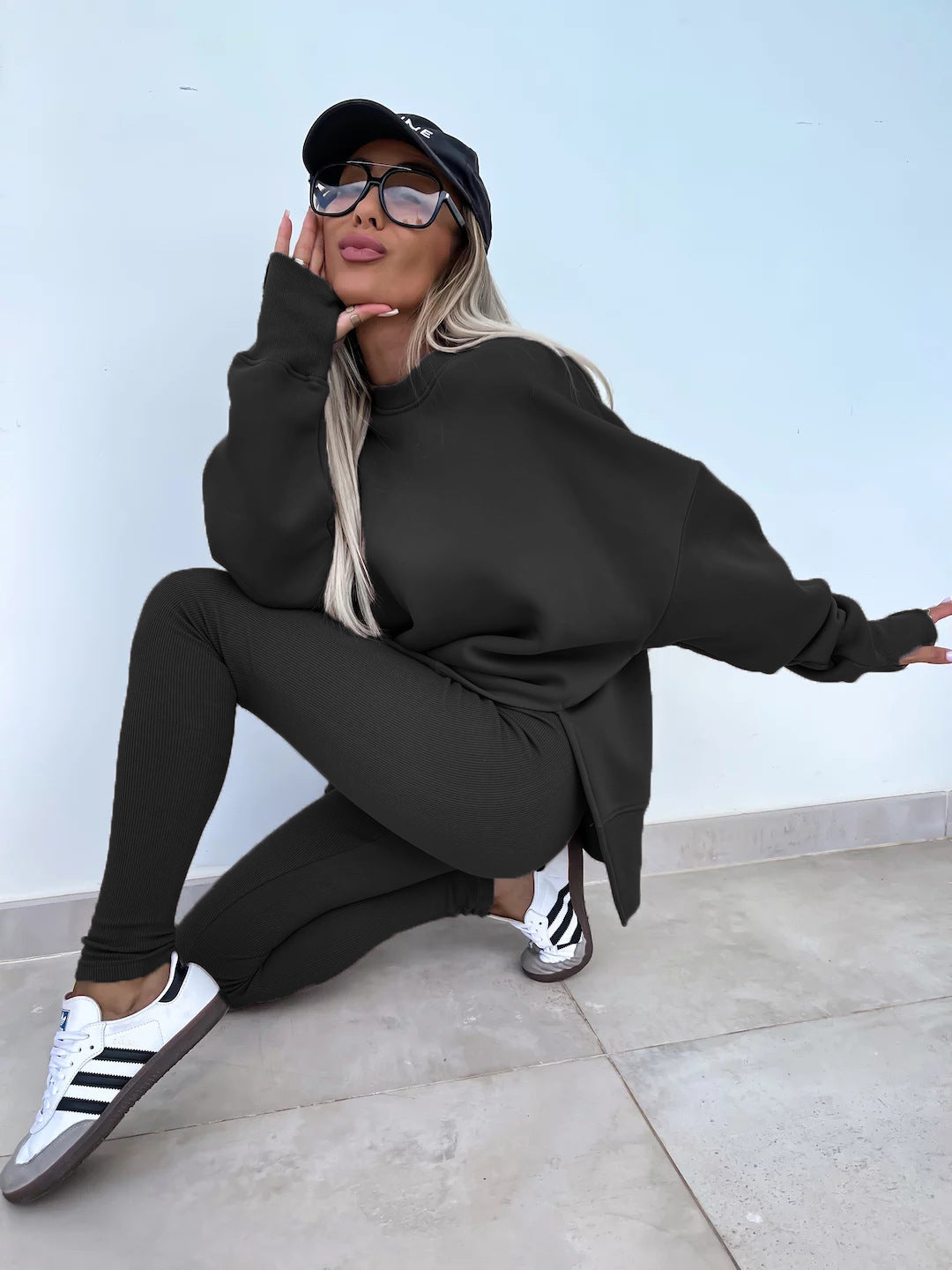 Kényelmes oversize pulóver és leggings szett