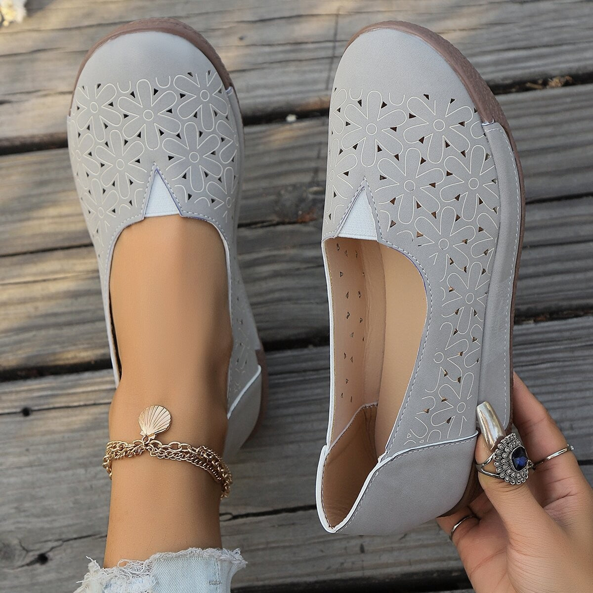 2025 tavaszi és nyári hétköznapi vastag talpú női cipő