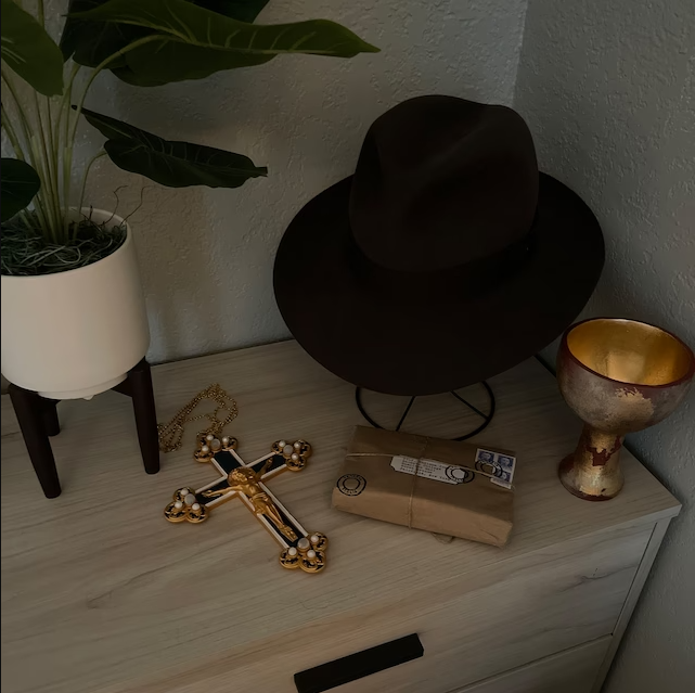 INDIANA JONES KAPCS
