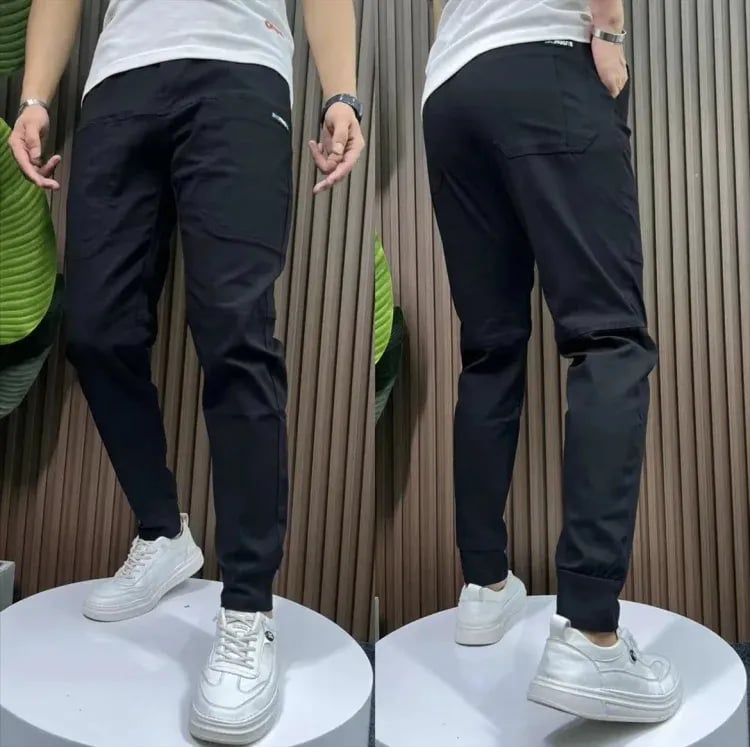 Férfi, nagy nyúlású, több zsebes Skinny Cargo nadrág